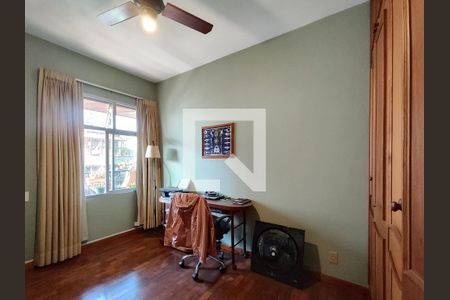 Apartamento à venda com 238m², 4 quartos e 3 vagas Apartamento à venda com 238m², 4 quartos e 3 vagasQuarto 2