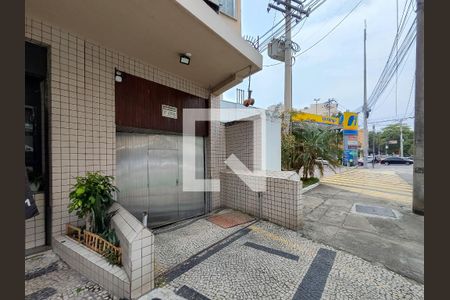 Apartamento à venda com 40m², 1 quarto e sem vaga Apartamento à venda com 40m², 1 quarto e sem vagaFachada e portaria