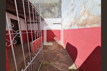 Casa à venda com 80m², 3 quartos e 2 vagas Edícula e Area de Serviço 