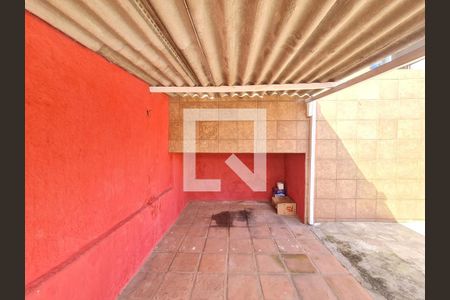 Casa à venda com 80m², 3 quartos e 2 vagasGaragem 