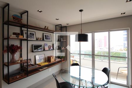 Sala de Estar de apartamento à venda com 3 quartos, 140m² em Ouro Preto, Belo Horizonte