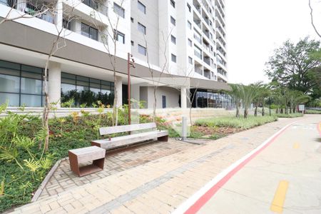 Apartamento para alugar com 55m², 2 quartos e 1 vagaFachada