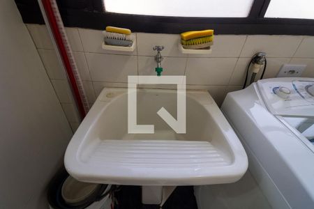 Apartamento para alugar com 116m², 3 quartos e 2 vagas Apartamento para alugar com 116m², 3 quartos e 2 vagasLavanderia