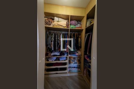 Apartamento para alugar com 116m², 3 quartos e 2 vagas Apartamento para alugar com 116m², 3 quartos e 2 vagasCloset Quarto 3