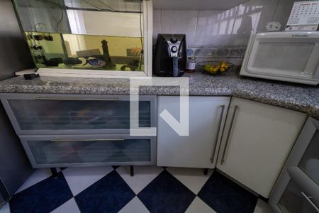 Apartamento para alugar com 116m², 3 quartos e 2 vagas Apartamento para alugar com 116m², 3 quartos e 2 vagasCozinha