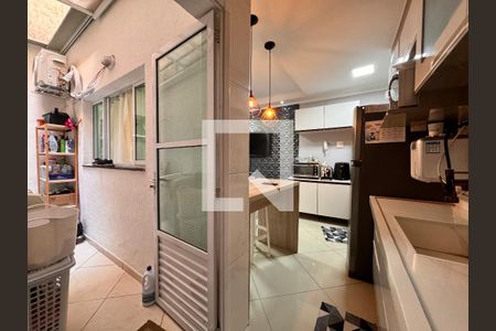 Apartamento à venda com 54m², 2 quartos e 1 vaga Apartamento à venda com 54m², 2 quartos e 1 vagaCozinha