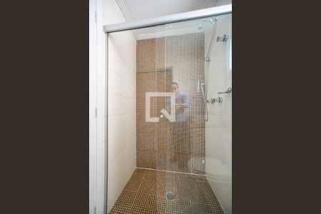 Apartamento para alugar com 170m², 4 quartos e 3 vagasBanheiro das suítes 01 e 02