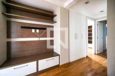 Apartamento para alugar com 170m², 4 quartos e 3 vagasCorredor dos quartos