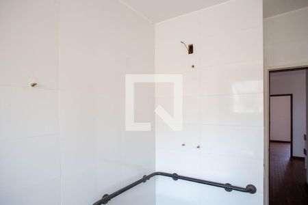 Casa à venda com 360m², 5 quartos e 4 vagas Casa à venda com 360m², 5 quartos e 4 vagasBanheiro