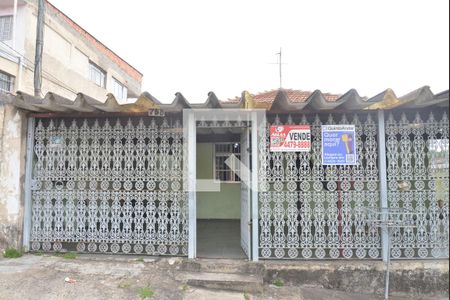 Casa à venda com 220m², 2 quartos e 2 vagasFachada