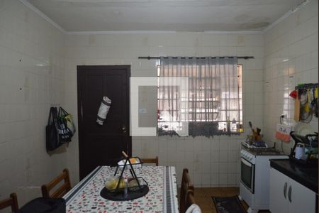 Casa à venda com 220m², 2 quartos e 2 vagasCozinha