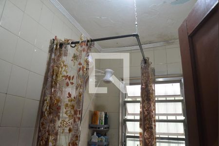 Casa à venda com 220m², 2 quartos e 2 vagasBanheiro