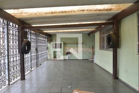 Casa à venda com 220m², 2 quartos e 2 vagasGaragem