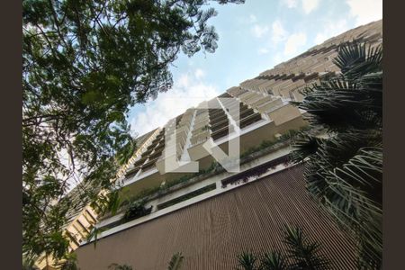 Apartamento à venda com 110m², 2 quartos e 2 vagas Apartamento à venda com 110m², 2 quartos e 2 vagasFachada