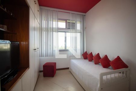 Apartamento à venda com 110m², 2 quartos e 2 vagas Apartamento à venda com 110m², 2 quartos e 2 vagasQuarto