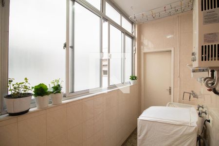 Apartamento à venda com 110m², 2 quartos e 2 vagas Apartamento à venda com 110m², 2 quartos e 2 vagasÁrea de serviço