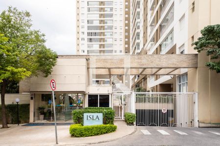 Apartamento à venda com 114m², 4 quartos e 2 vagas Apartamento à venda com 114m², 4 quartos e 2 vagasFachada e portaria