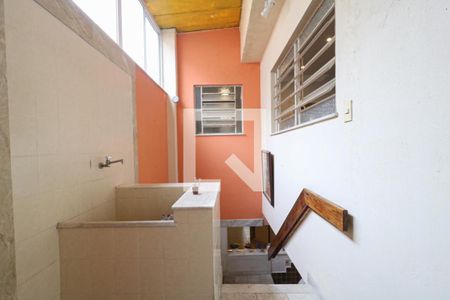 Casa à venda com 180m², 3 quartos e 2 vagas Casa à venda com 180m², 3 quartos e 2 vagasÁrea de Serviço