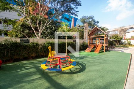 Apartamento à venda com 123m², 3 quartos e 2 vagas Apartamento à venda com 123m², 3 quartos e 2 vagasÁrea comum - Playground