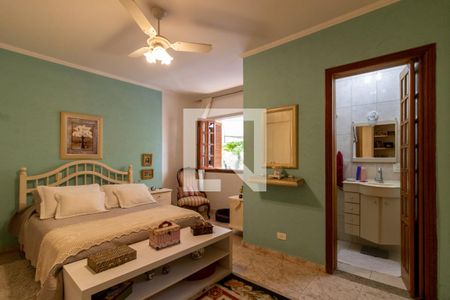 Casa à venda com 201m², 3 quartos e 3 vagasSuíte