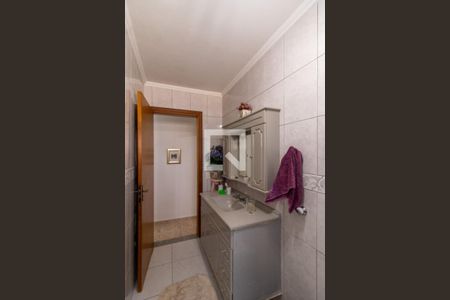 Casa à venda com 201m², 3 quartos e 3 vagasBanheiro 2