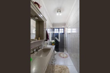 Casa à venda com 201m², 3 quartos e 3 vagasBanheiro 2