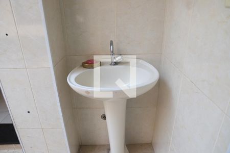 Casa à venda com 248m², 4 quartos e 2 vagasBanheiro de Serviço