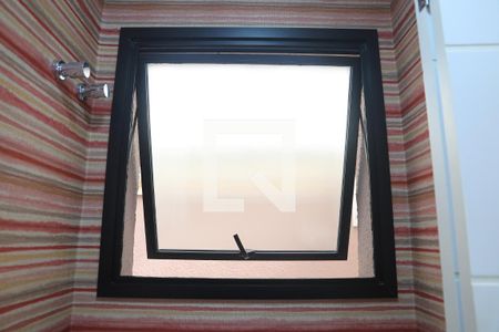 Casa à venda com 248m², 4 quartos e 2 vagasLavabo