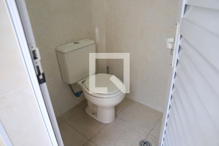 Casa à venda com 248m², 4 quartos e 2 vagasBanheiro de Serviço