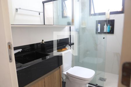 Casa à venda com 248m², 4 quartos e 2 vagasBanheiro da Suíte