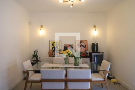 Casa à venda com 248m², 4 quartos e 2 vagasSala de Jantar