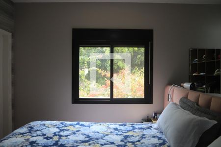 Casa à venda com 248m², 4 quartos e 2 vagasSuíte