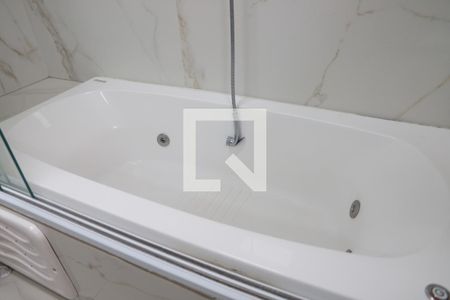 Casa à venda com 248m², 4 quartos e 2 vagasBanheiro Social