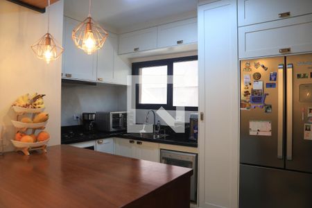 Casa à venda com 248m², 4 quartos e 2 vagasCozinha