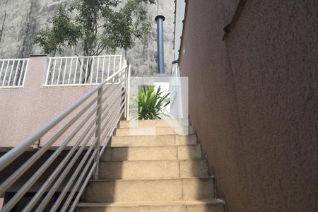 Casa à venda com 248m², 4 quartos e 2 vagasEscadas