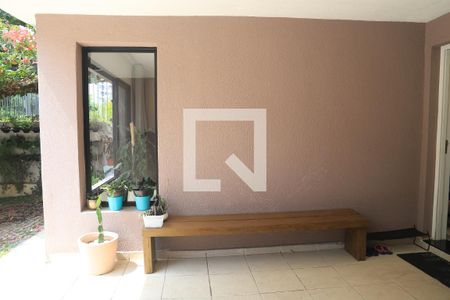 Casa à venda com 248m², 4 quartos e 2 vagasGaragem