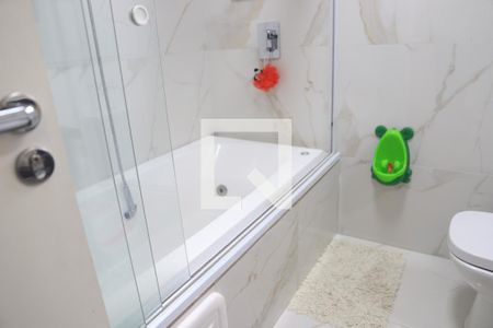 Casa à venda com 248m², 4 quartos e 2 vagasBanheiro Social