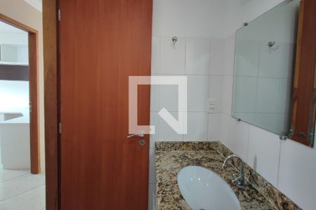 Apartamento à venda com 76m², 3 quartos e 2 vagasBanheiro