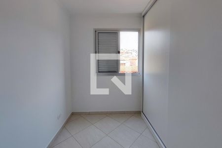 Apartamento à venda com 76m², 3 quartos e 2 vagasQuarto 2