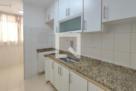 Apartamento à venda com 76m², 3 quartos e 2 vagasCozinha