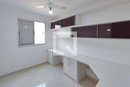 Apartamento à venda com 76m², 3 quartos e 2 vagasQuarto 3