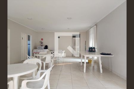 Apartamento à venda com 140m², 1 quarto e 2 vagas Apartamento à venda com 140m², 1 quarto e 2 vagasÁrea comum - Salão de festas