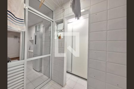 Apartamento à venda com 92m², 3 quartos e 2 vagas Apartamento à venda com 92m², 3 quartos e 2 vagasÁrea de Serviço