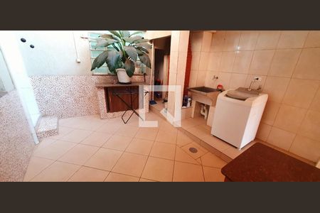 Casa à venda com 158m², 3 quartos e 3 vagas Casa à venda com 158m², 3 quartos e 3 vagasFoto 30