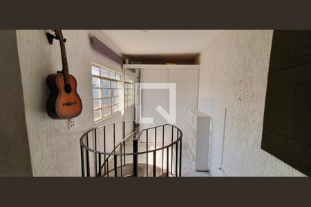 Casa à venda com 158m², 3 quartos e 3 vagas Casa à venda com 158m², 3 quartos e 3 vagasFoto 55