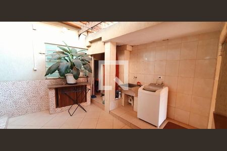 Casa à venda com 158m², 3 quartos e 3 vagas Casa à venda com 158m², 3 quartos e 3 vagasFoto 31