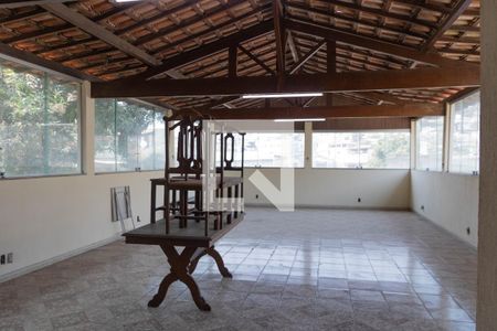 Casa à venda com 750m², 3 quartos e 2 vagasÁrea comum