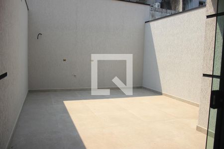 Casa à venda com 131m², 3 quartos e 4 vagasQuintal