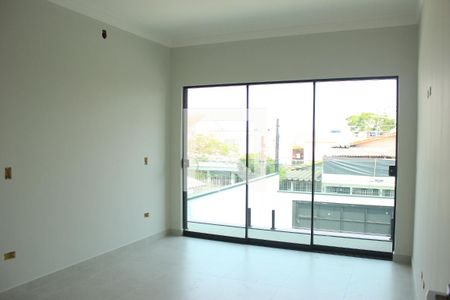 Casa à venda com 131m², 3 quartos e 4 vagasSuíte 3