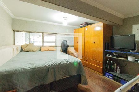 Casa à venda com 198m², 3 quartos e 5 vagas Casa à venda com 198m², 3 quartos e 5 vagasEdícula